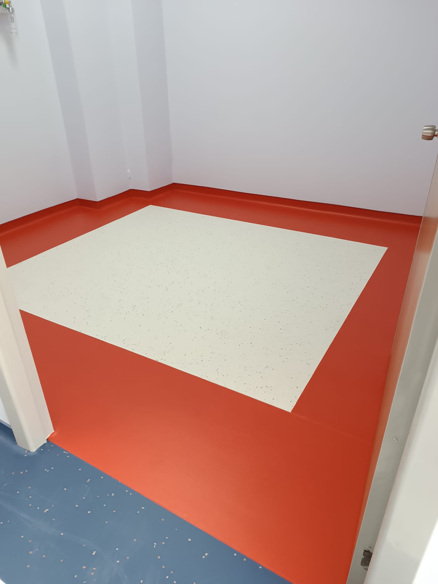 PVC zemin kaplama hastane uygulaması